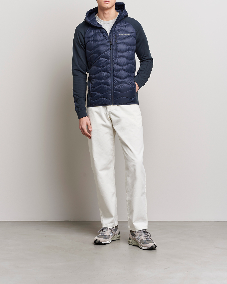 Mies | Takit | Peak Performance | Helium Hooded Hybrid Blue Shadow