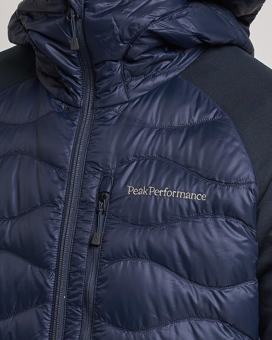 Mies | Takit | Peak Performance | Helium Hooded Hybrid Blue Shadow