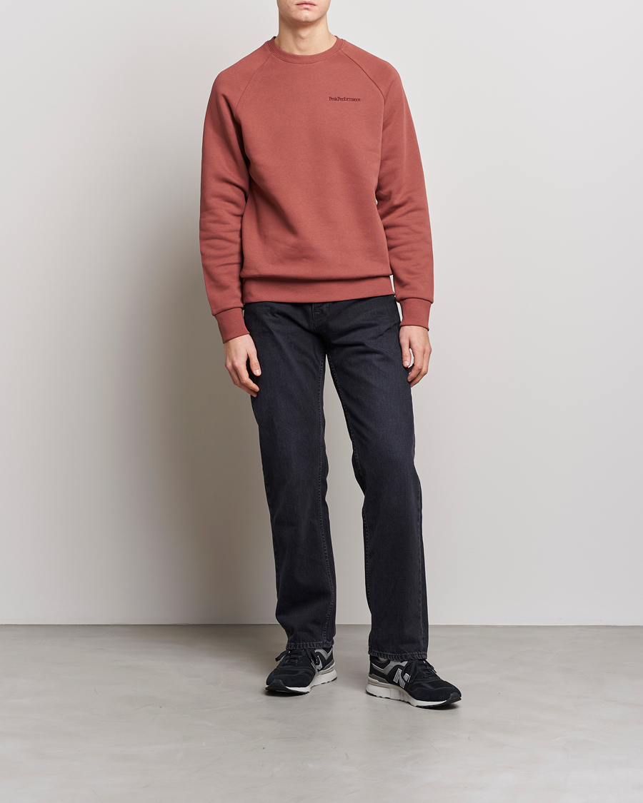 Mies | Puserot | Peak Performance | Original Small Logo Crew Neck Sweatshirt Classic Clay