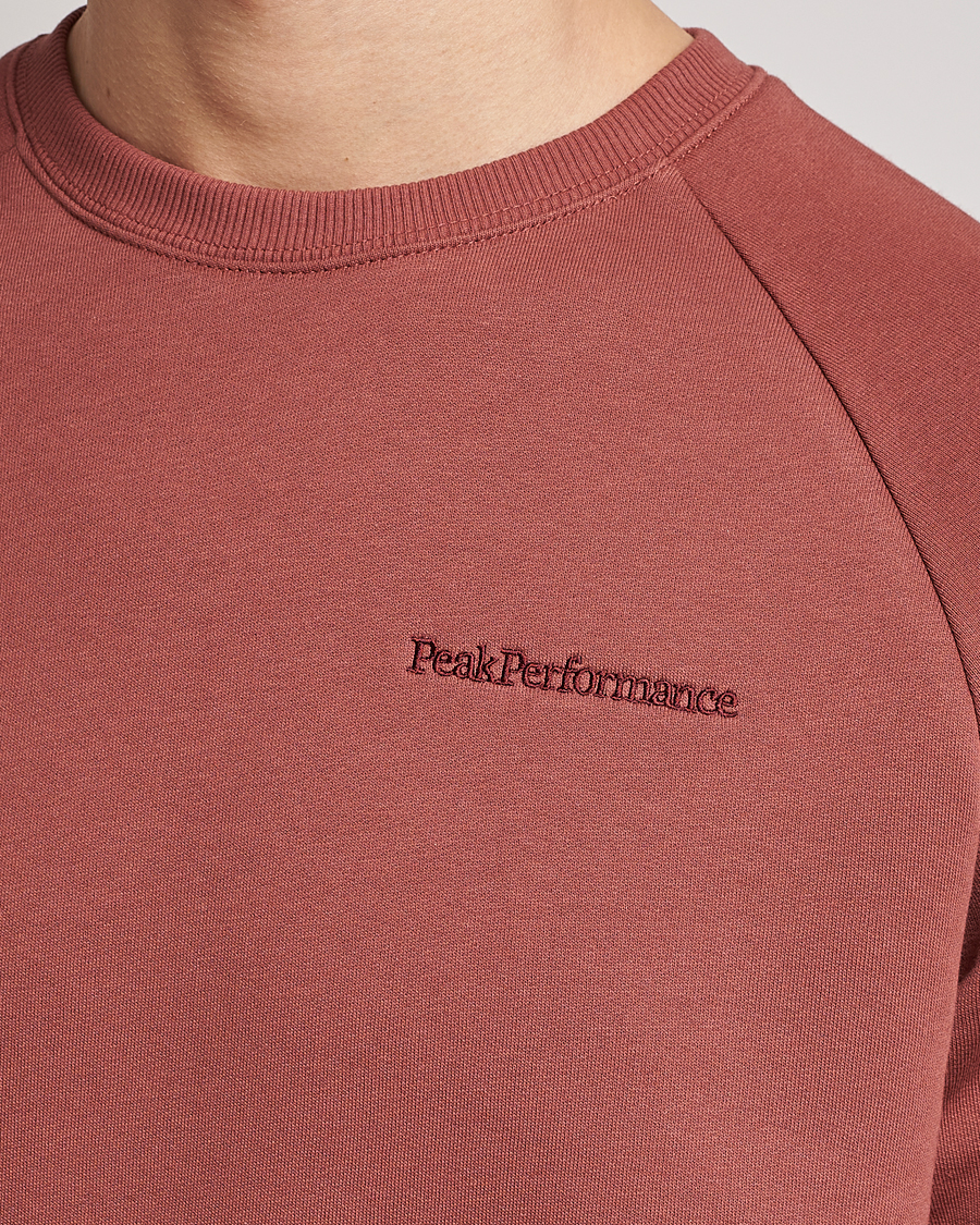 Mies | Puserot | Peak Performance | Original Small Logo Crew Neck Sweatshirt Classic Clay