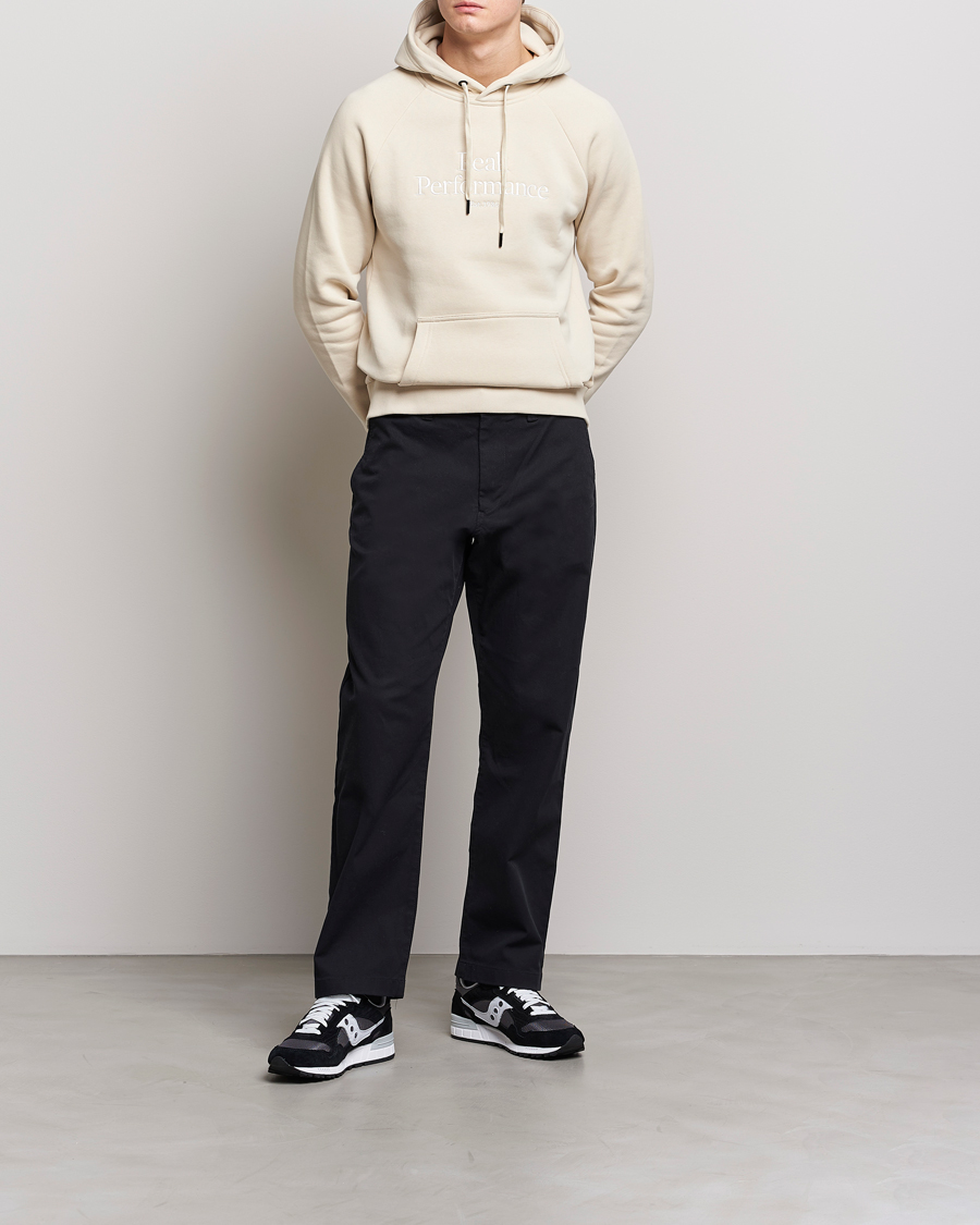 Mies | Puserot | Peak Performance | Original Logo Hoodie Sand Fog