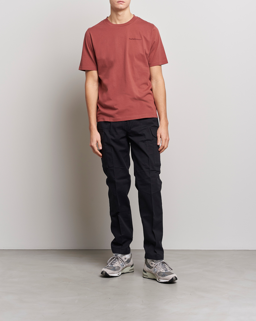 Mies | T-paidat | Peak Performance | Original Small Logo Tee Classic Clay