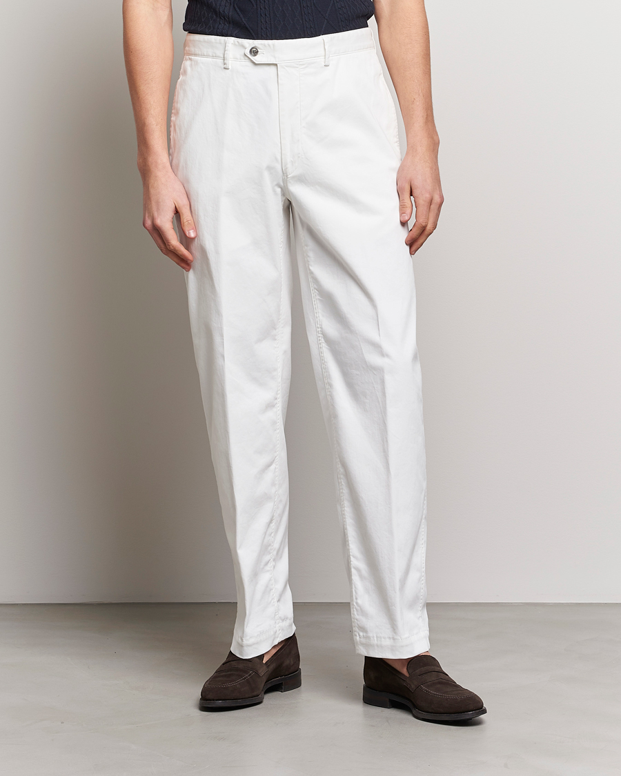 Mies |  | Oscar Jacobson | Tanker Pleat Cotton Trousers Off White