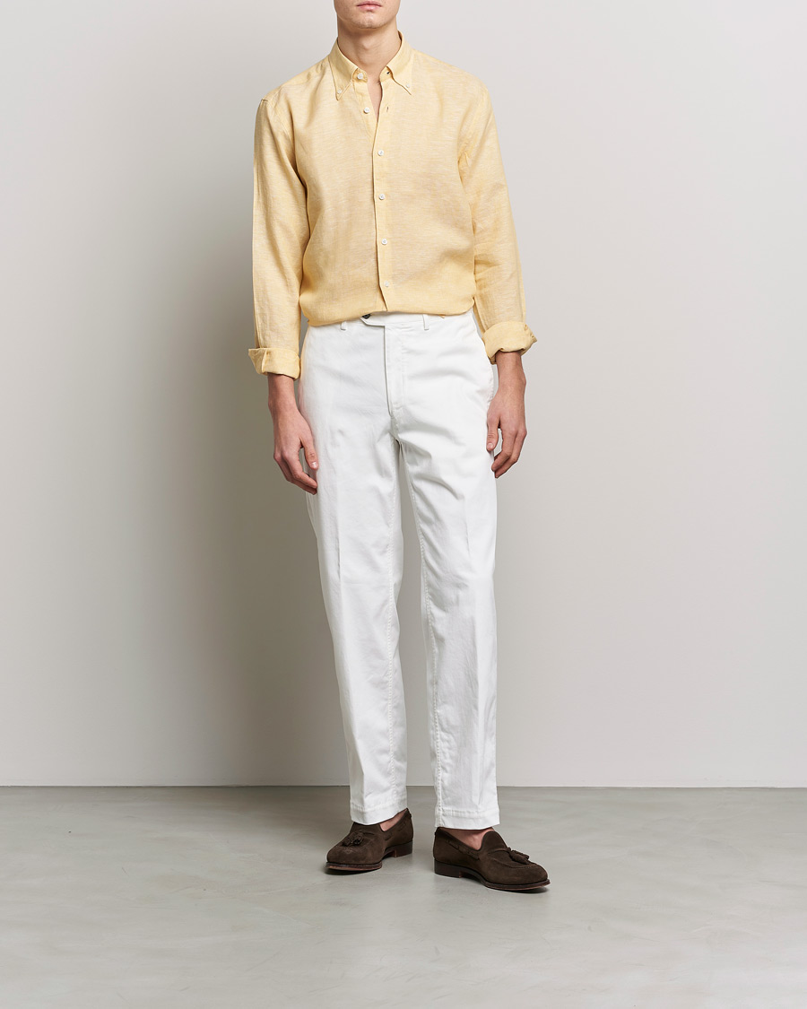 Mies | Kauluspaidat | Oscar Jacobson | Regular Fit Button Down Linen Shirt Yellow