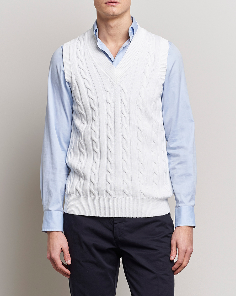 Mies |  | Oscar Jacobson | Lucas Cable Knitted Vest White