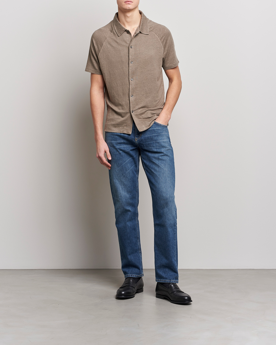 Mies | Kauluspaidat | Oscar Jacobson | Albin Short Sleeve Linen Polo Taupe