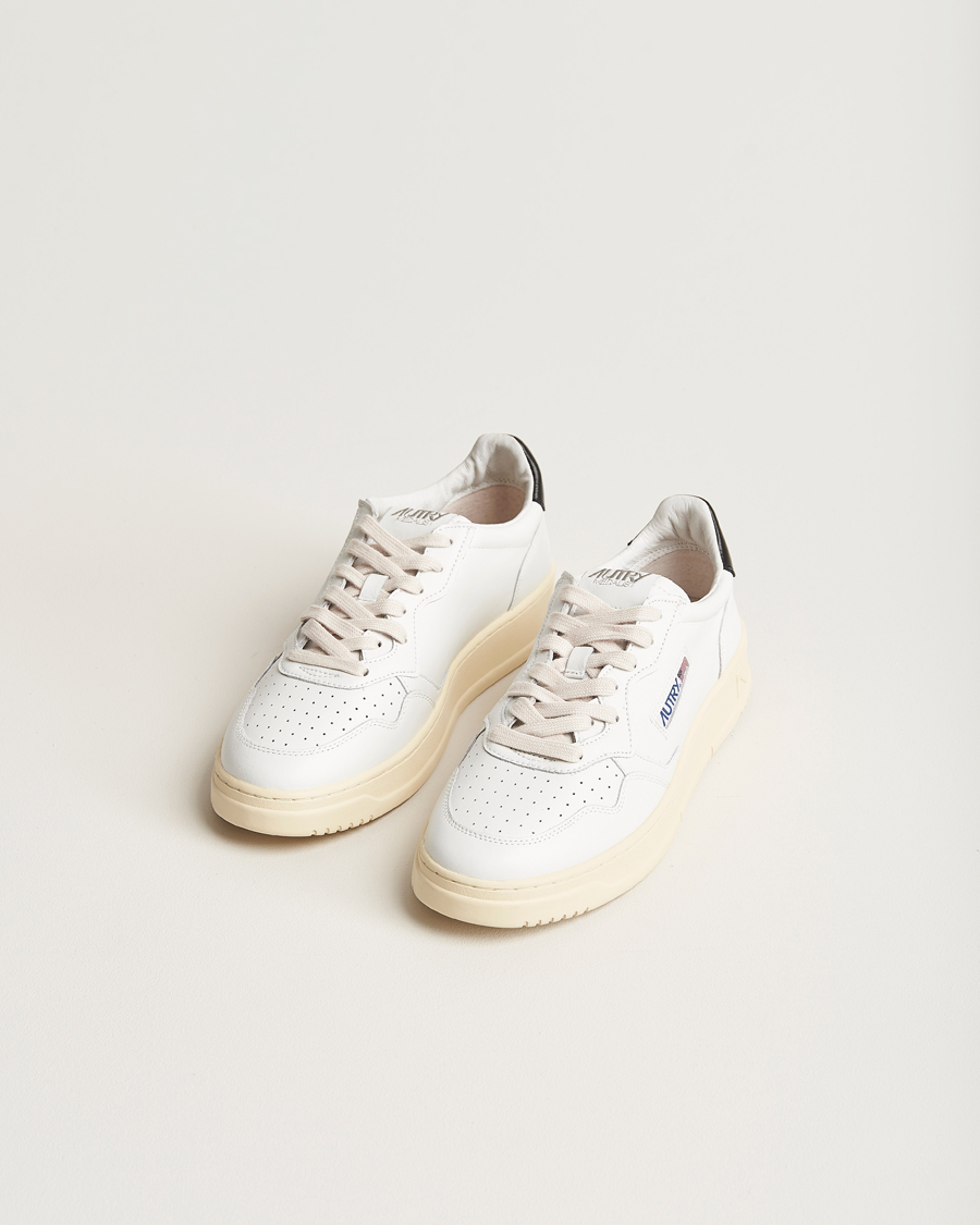 Mies | Tennarit | Autry | Medalist Low Sneaker White/Black