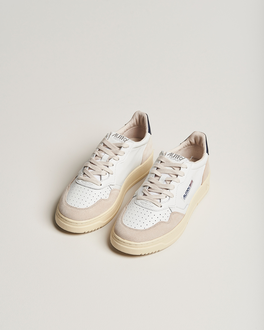 Mies |  | Autry | Medalist Low Leather/Suede Sneaker White/Blue