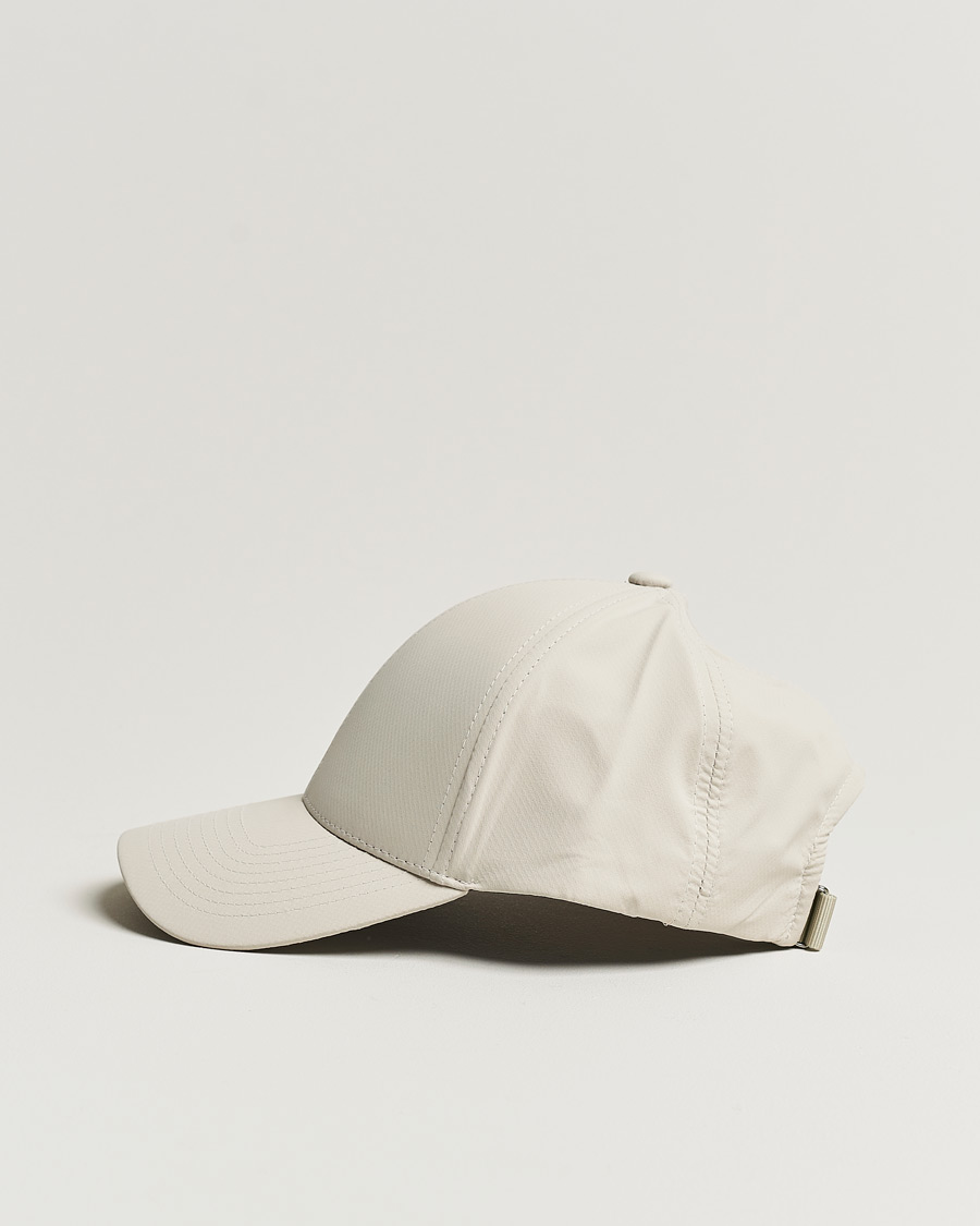 Mies | Varsity Headwear Active Tech Cap Beige | Varsity Headwear | Active Tech Cap Beige