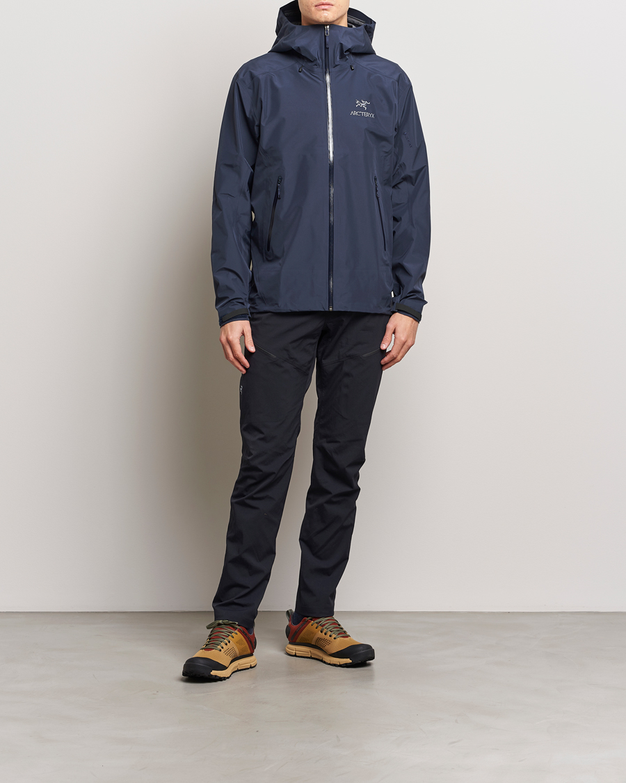 Mies | Takit | Arc'teryx | Beta LT Jacket Black Sapphire