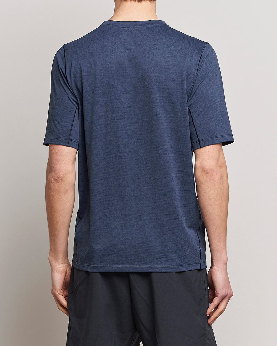 Mies | T-paidat | Arc'teryx | Cormac Crew Neck Tee Black Sapphire Heather
