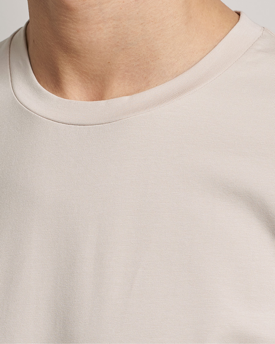 Mies | T-paidat | Filippa K | Stretch Cotton Tee Sand