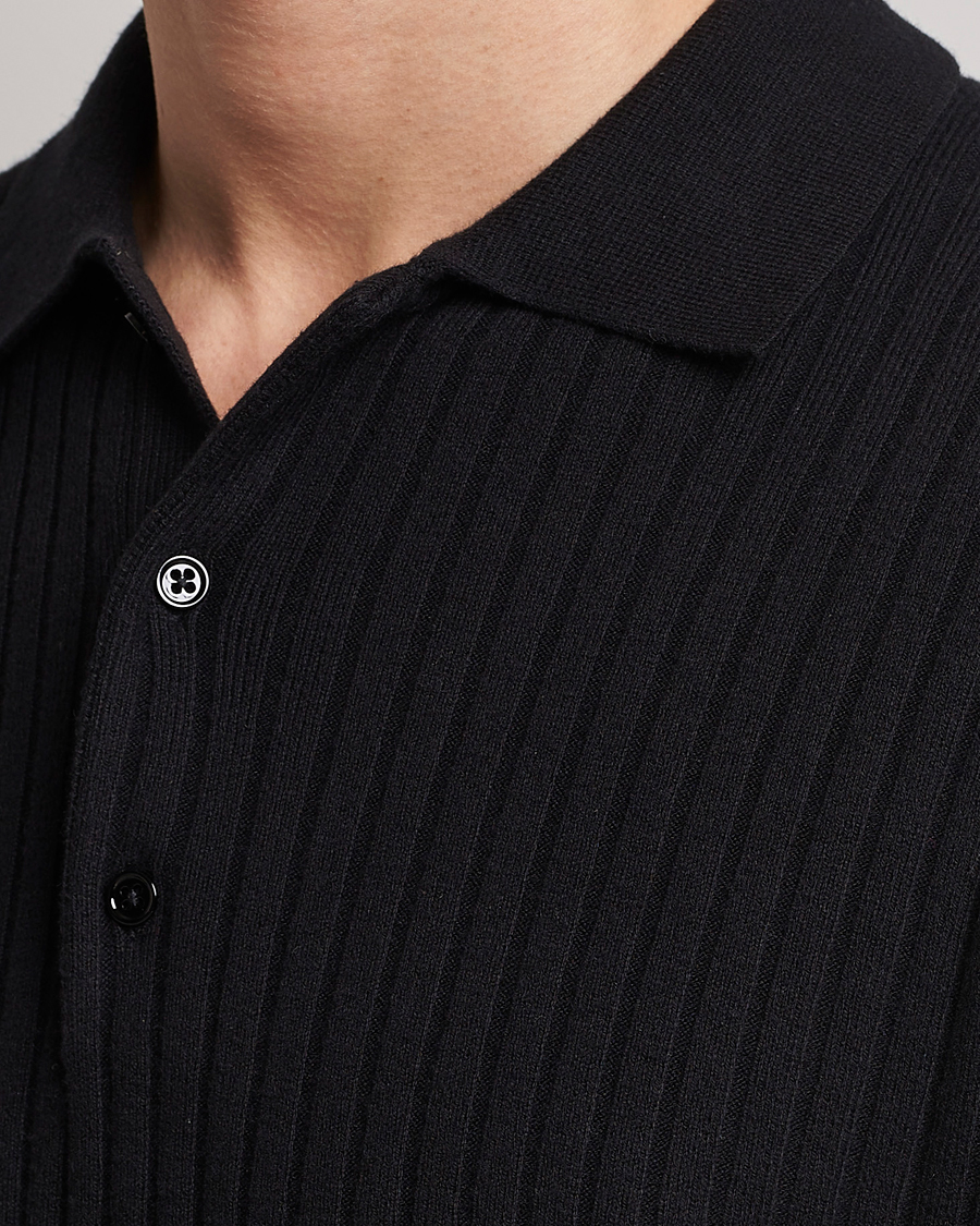Mies | Puserot | Filippa K | Knitted Polo Shirt Black