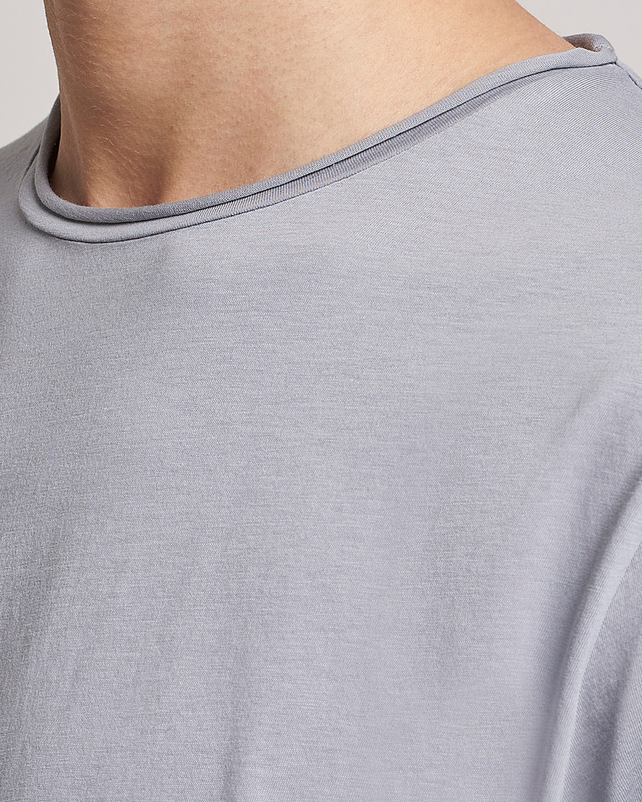 Mies | T-paidat | Filippa K | Roll Neck Crew Neck Tee Fog Blue