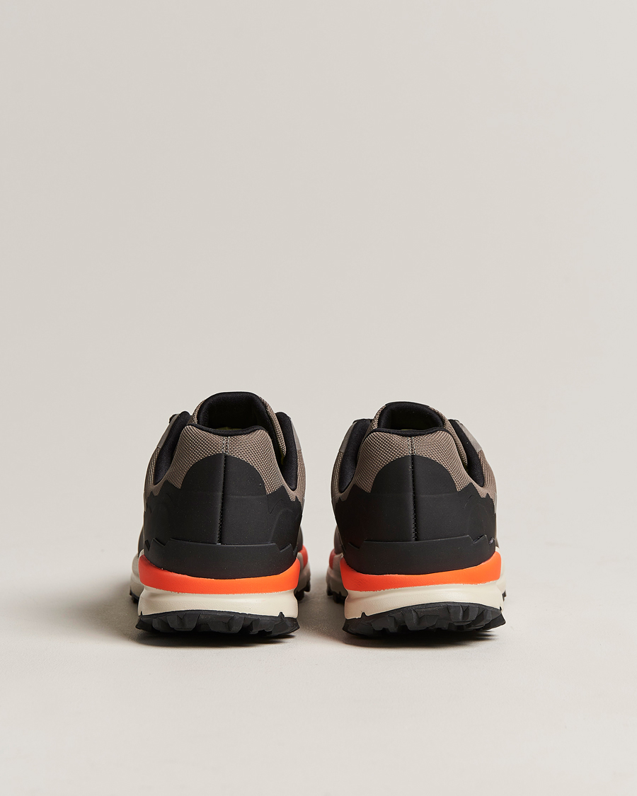 Mies | Veja Fitz Roy Hiking Sneaker Basalte Black | Veja | Fitz Roy Hiking Sneaker Basalte Black