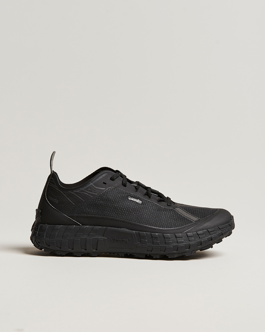Mies | Juoksukengät | Norda | 001 Running Sneakers Stealth Black