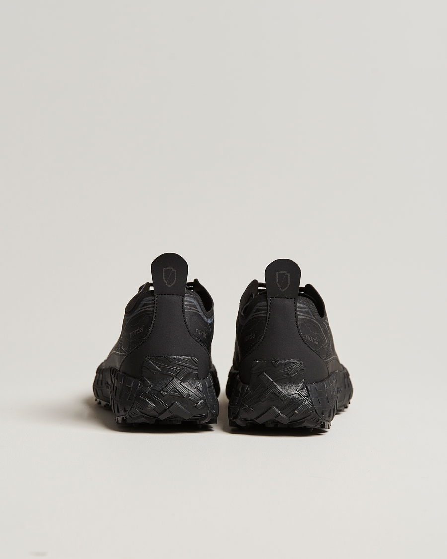 Mies | Juoksukengät | Norda | 001 Running Sneakers Stealth Black