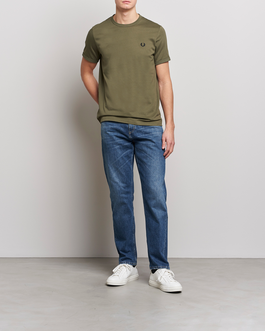 Mies | T-paidat | Fred Perry | Ringer T-Shirt Unifrom Green