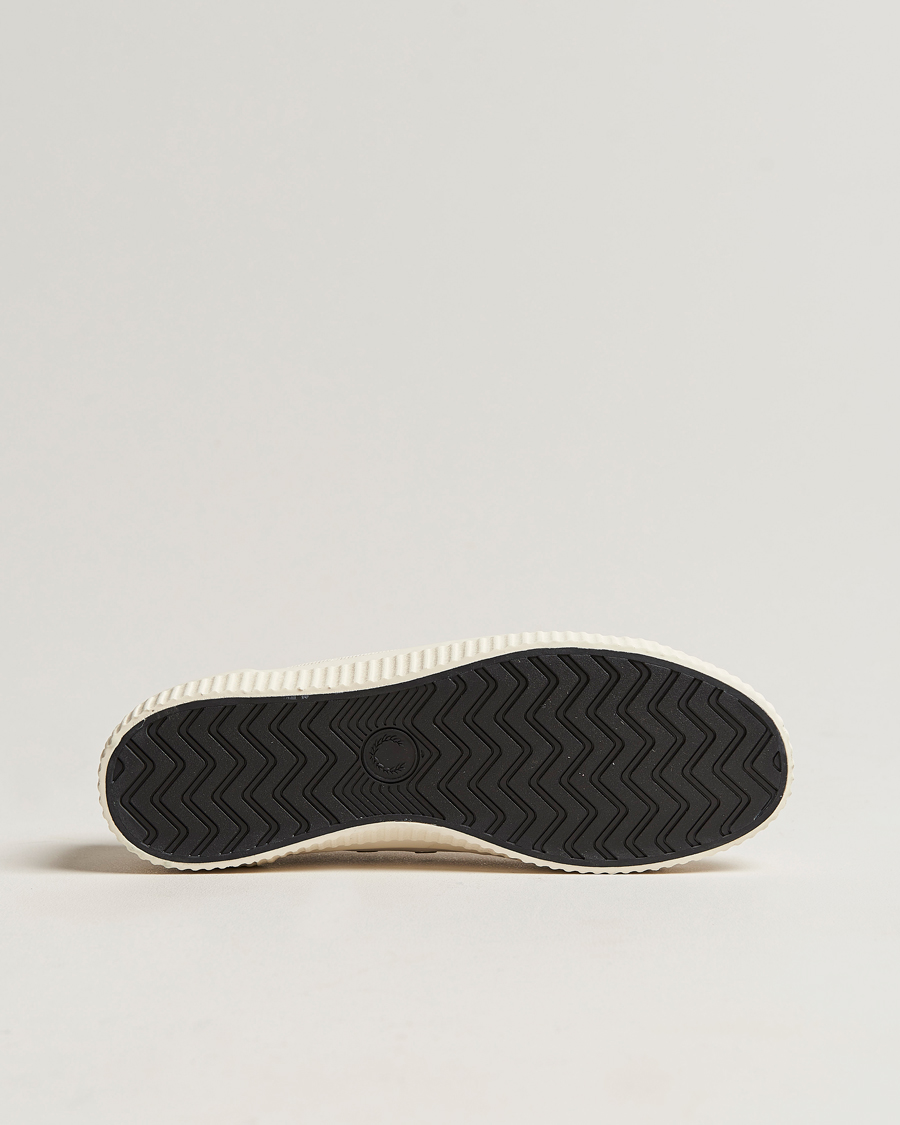 Mies | Fred Perry Hughes Low Canvas Sneaker Ecru | Fred Perry | Hughes Low Canvas Sneaker Ecru