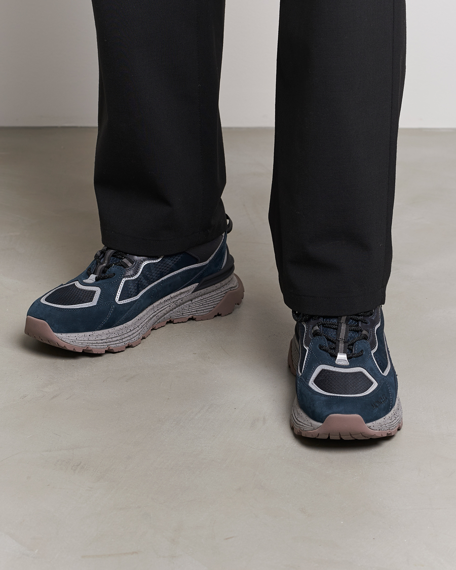 Mies | Moncler Lite Runner Sneakers Navy | Moncler | Lite Runner Sneakers Navy