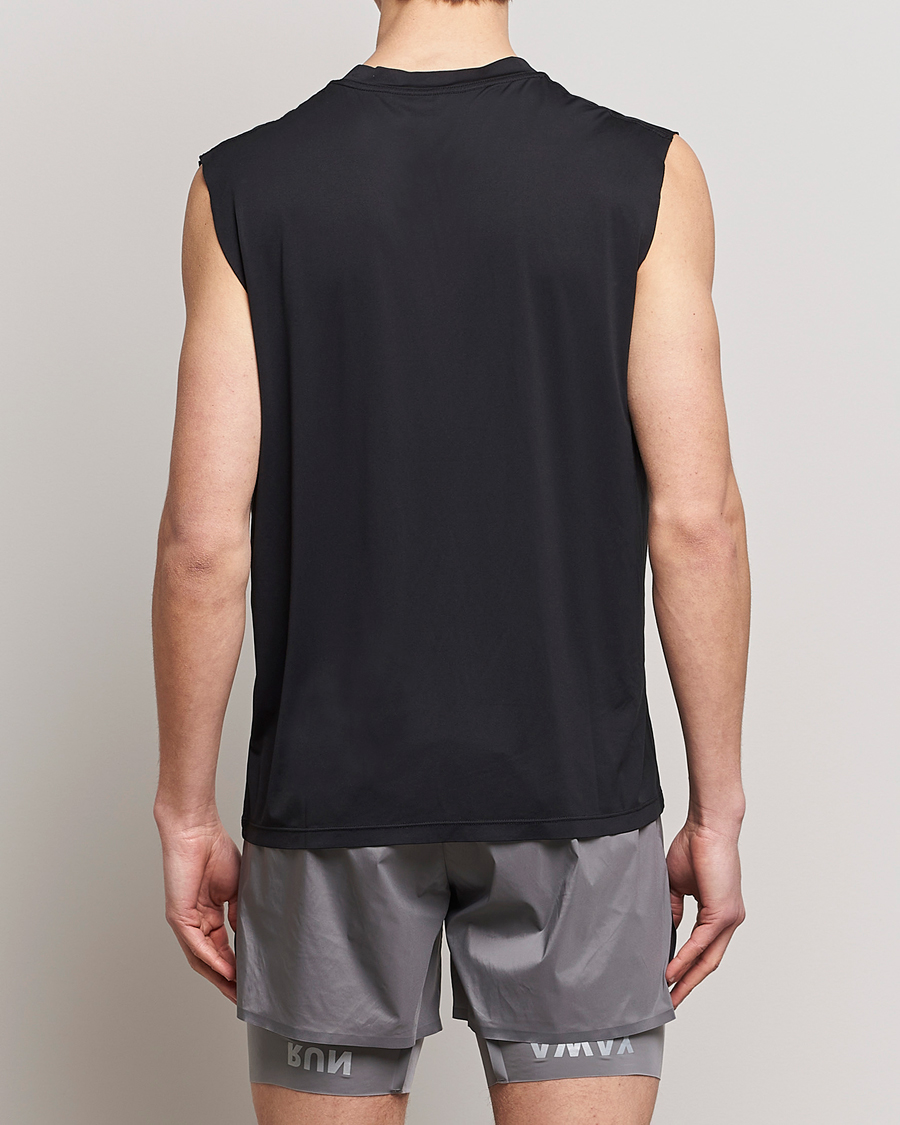 Mies | T-paidat | Satisfy | AuraLIte Muscle Tee Black