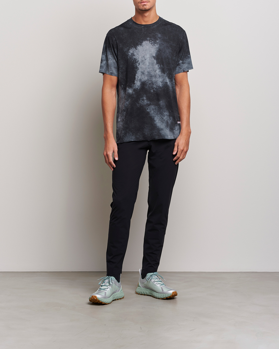 Mies | T-paidat | Satisfy | CloudMerino T-Shirt Batik Black