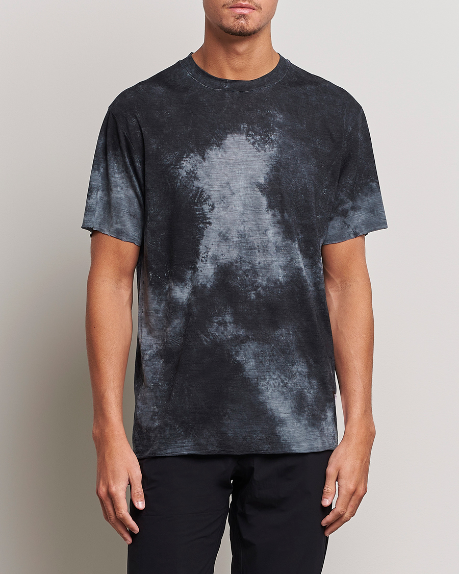 Mies | T-paidat | Satisfy | CloudMerino T-Shirt Batik Black