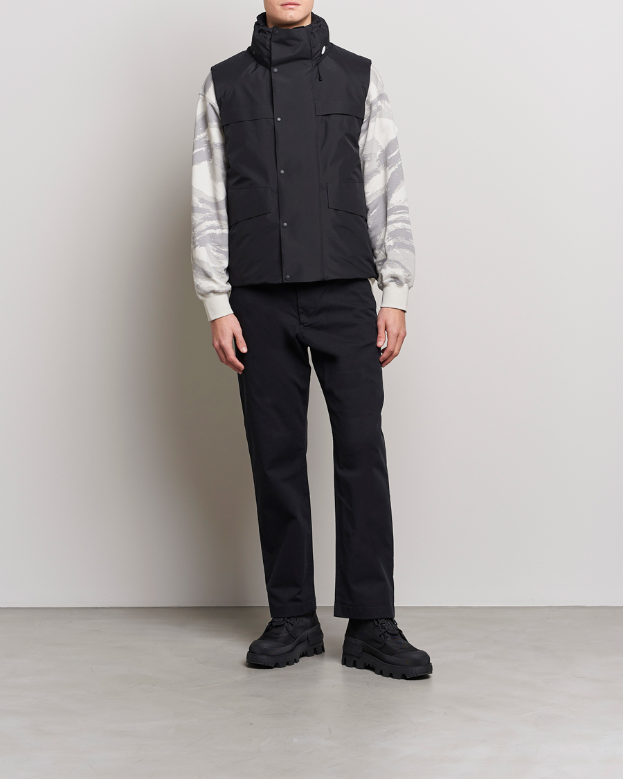 Mies | Ulkoliivit | Moncler Genius | 4 Moncler Hyke Vanil Hooded Vest Black