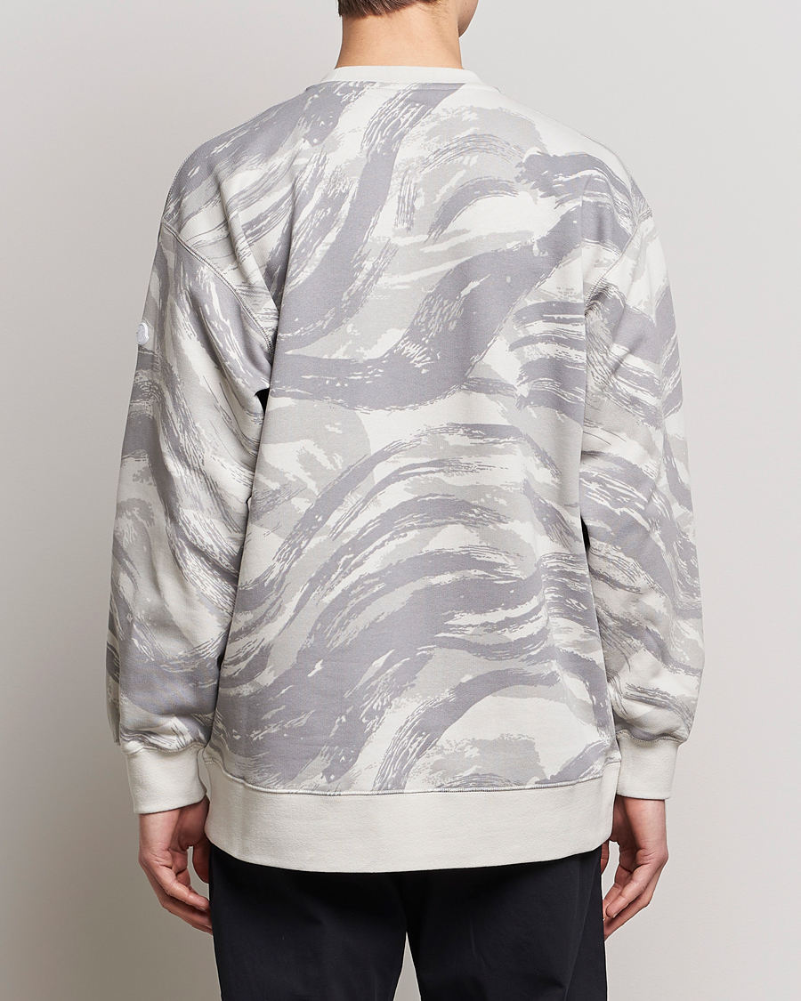 Mies | Puserot | Moncler Genius | 4 Moncler Hyke Printed Sweatshirt Camo