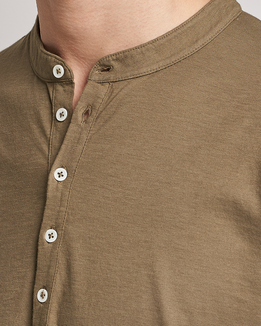Mies | Puserot | Massimo Alba | Hawai Watercolor Henley Green Desert