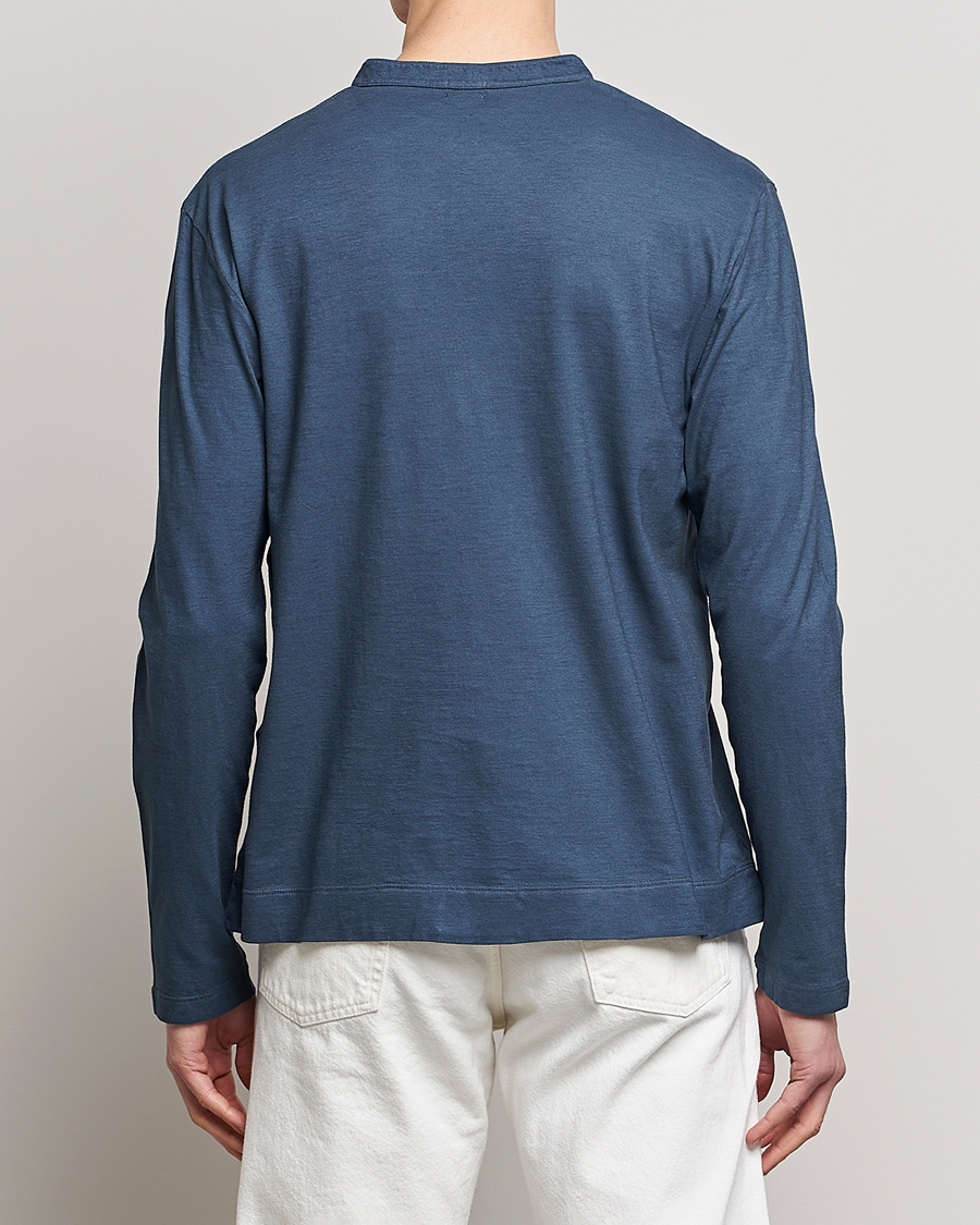 Mies | Puserot | Massimo Alba | Hawai Watercolor Henley Moon Rock