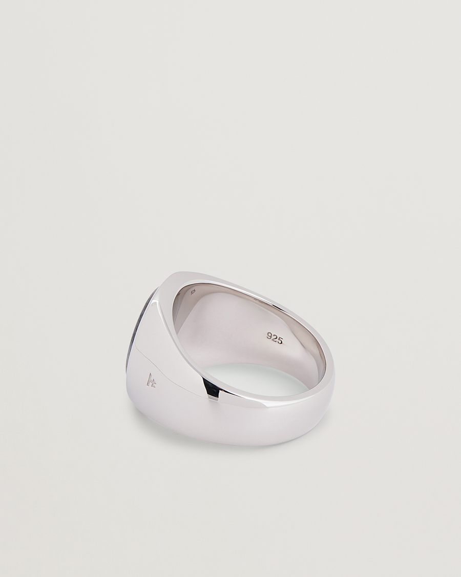 Mies | Tom Wood Oval Larvikite Ring Silver | Tom Wood | Oval Larvikite Ring Silver