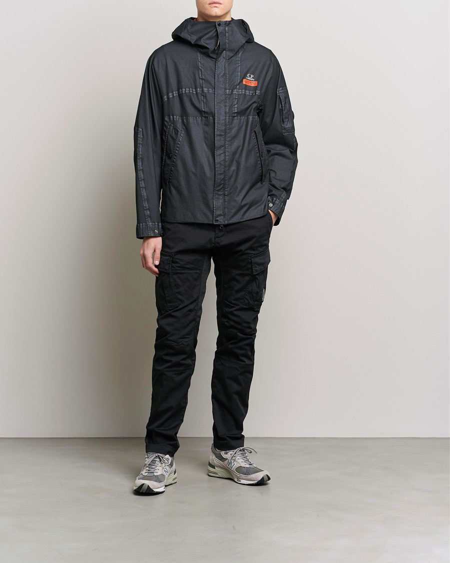 Mies | Takit | C.P. Company | GORE-TEX Infinium Nylon Hood Jacket Black