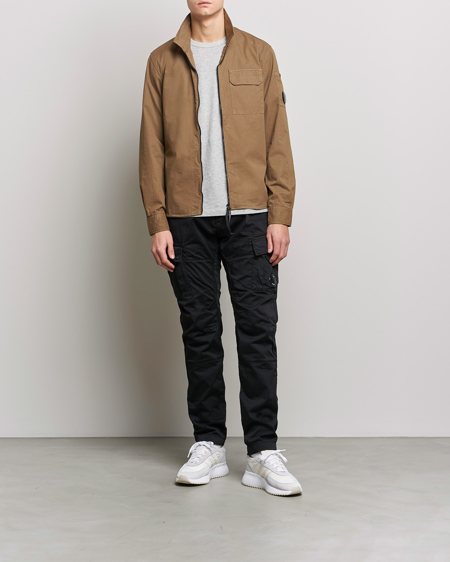 Mies | Kauluspaidat | C.P. Company | Garment Dyed Gabardine Zip Shirt Jacket Khaki brown