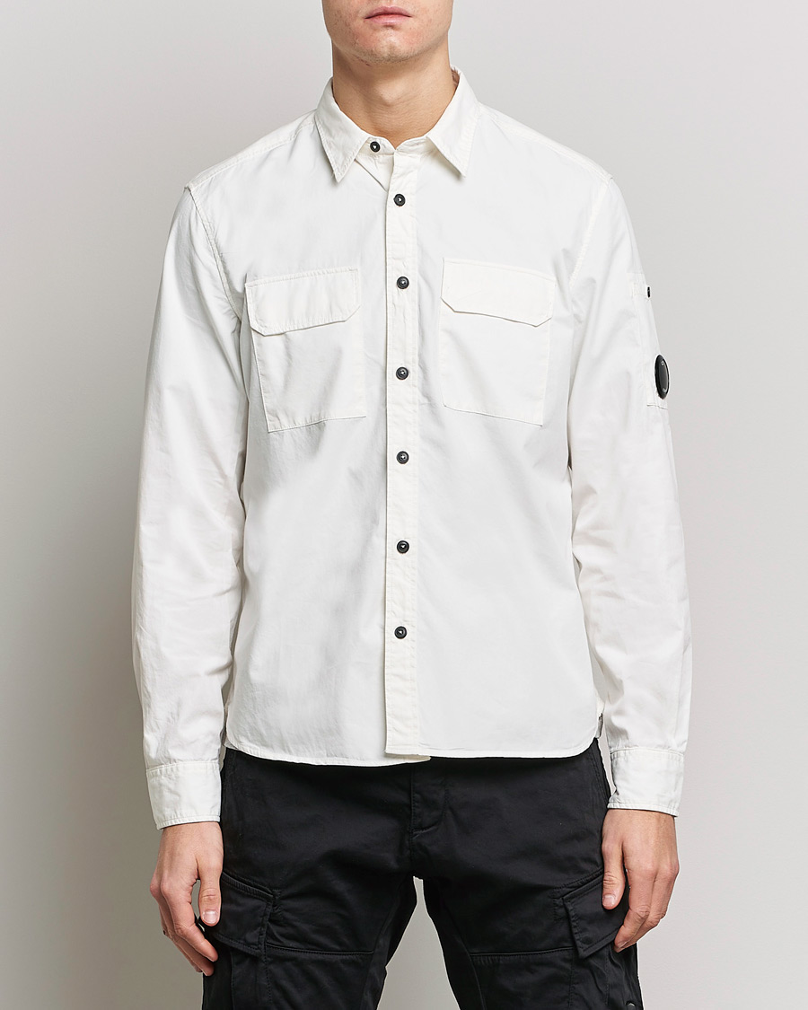 Mies | Paitatakkien aika | C.P. Company | Garment Dyed Gabardine Shirt Jacket White