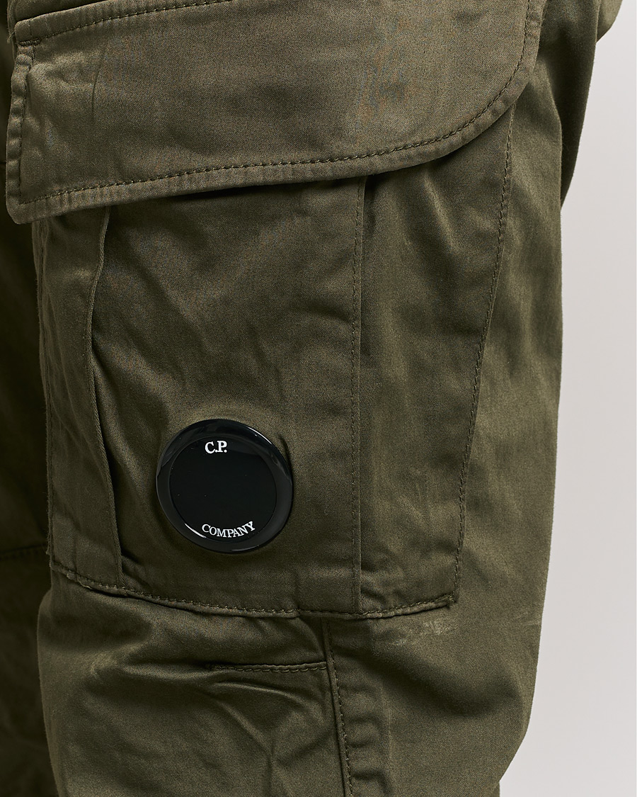 Mies | Housut | C.P. Company | Satin Stretch Cargo Pants Olive