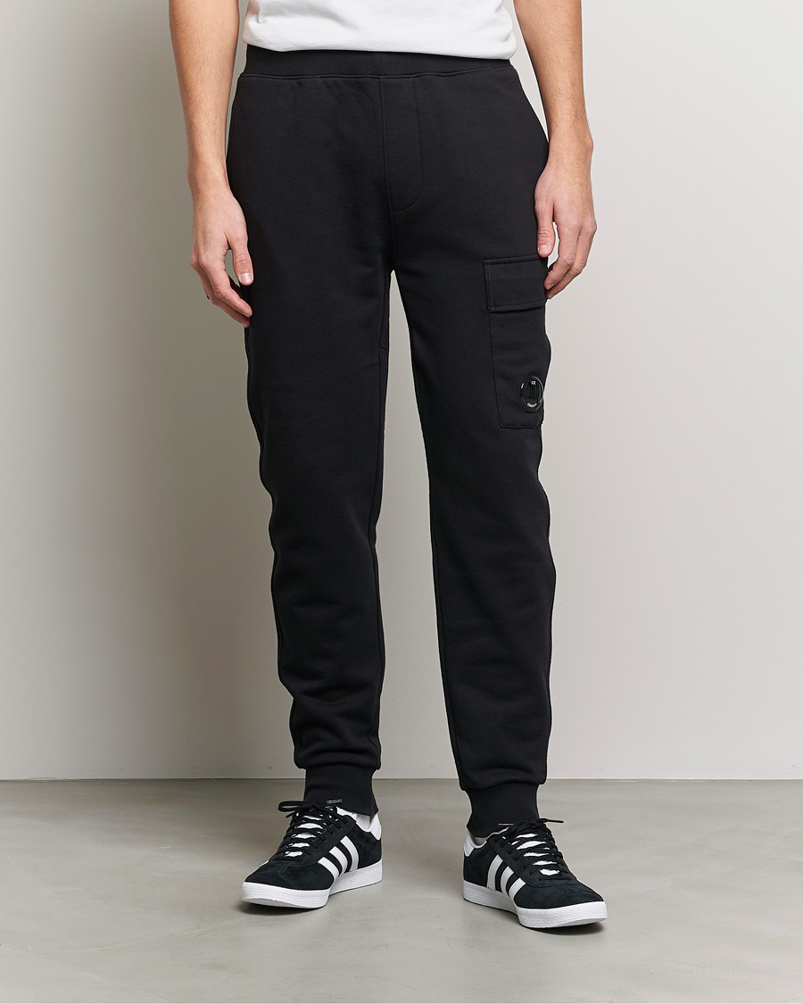 Mies | Rennot housut | C.P. Company | Diagonal Raised Fleece Lens Sweatpants Black