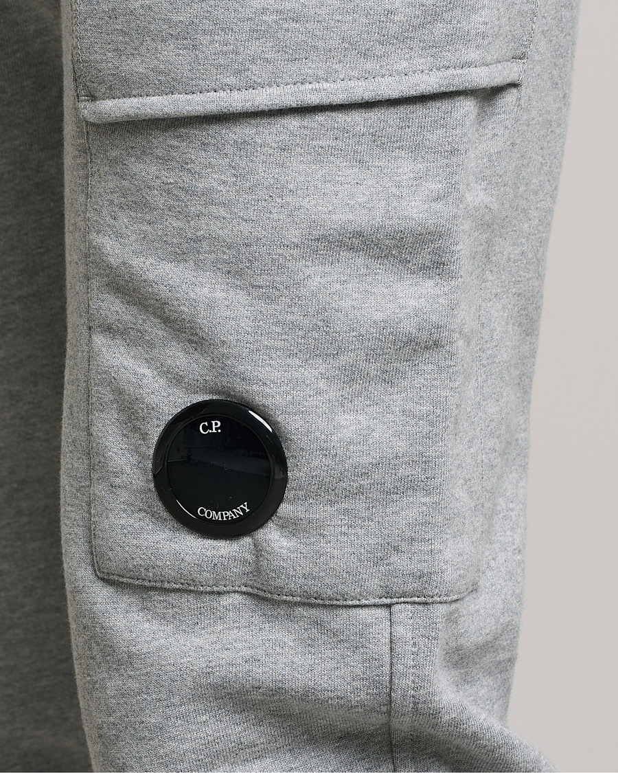 Mies | Housut | C.P. Company | Diagonal Raised Fleece Lens Sweatpants Grey