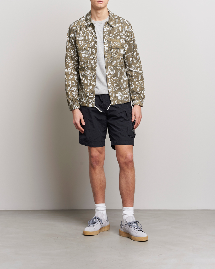Mies | Kauluspaidat | C.P. Company | Garment Dyed Printed Popline Overshirt Olive