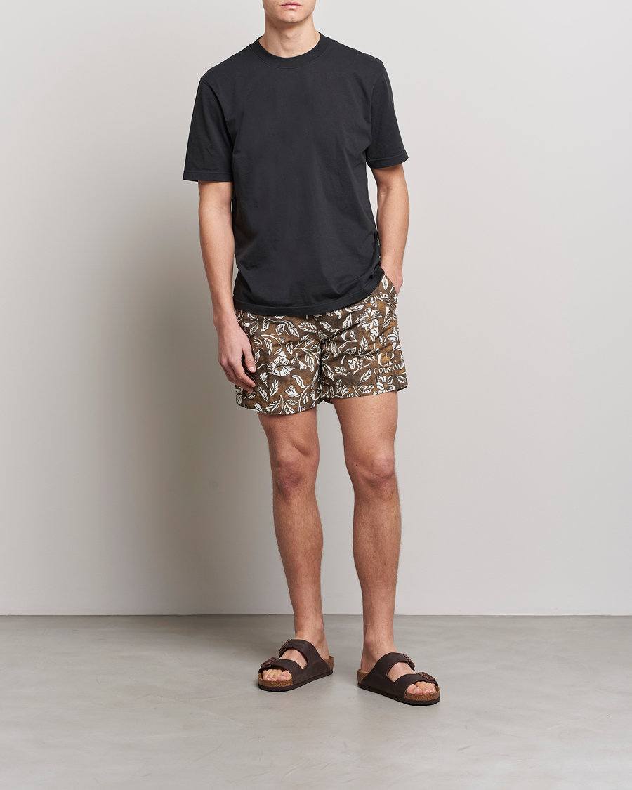 Mies | Uimahousut | C.P. Company | Garment Dyed Flatt Nylon Printed Swimshorts Olive