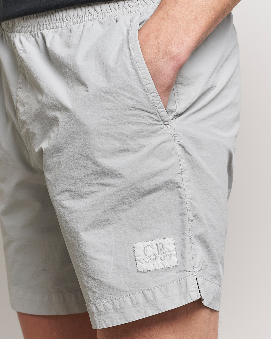 Mies | Uimahousut | C.P. Company | Flatt Nylon Garment Dyed Swimshorts Grey