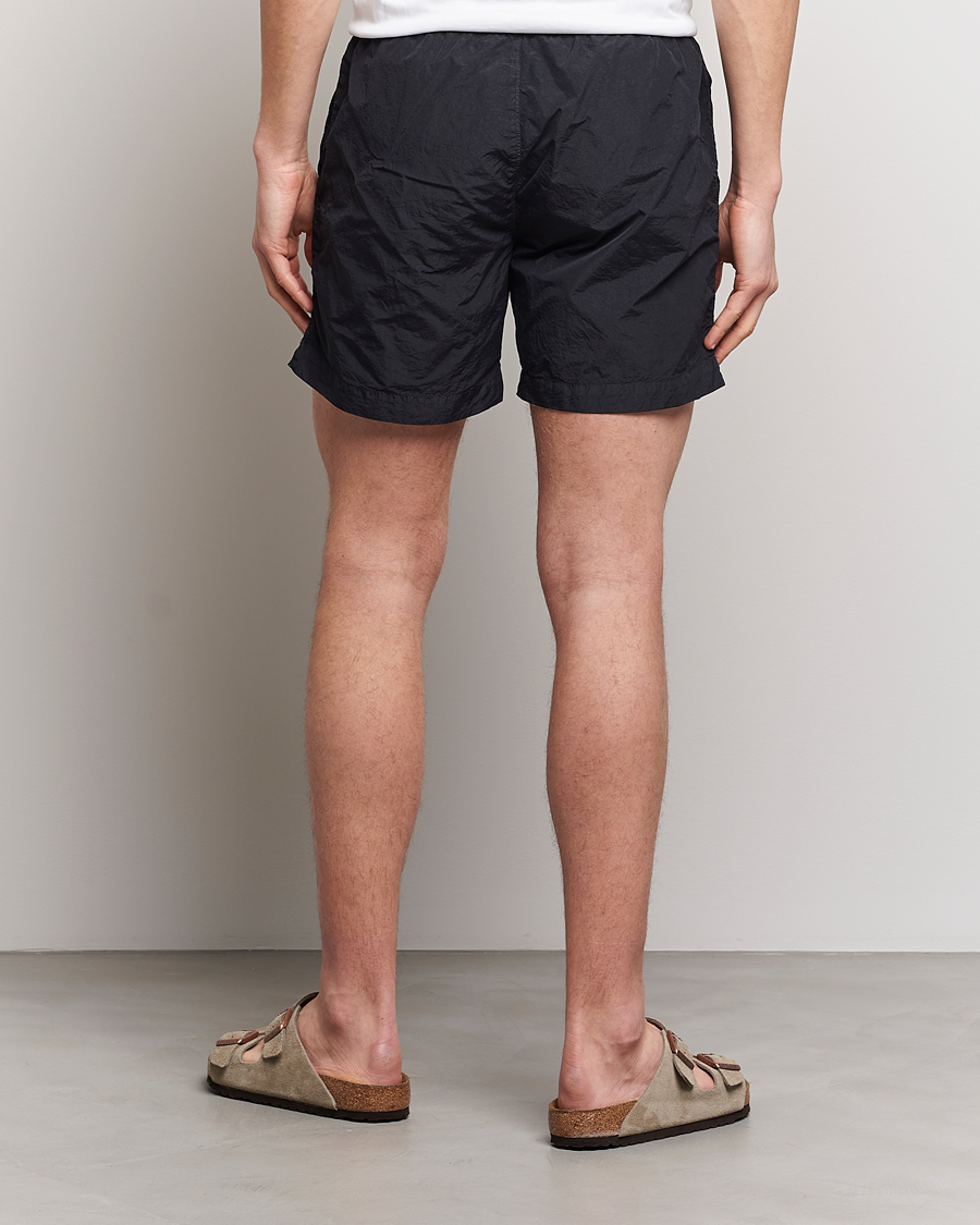 Mies | Uimahousut | C.P. Company | Flatt Nylon Garment Dyed Swimshorts Black