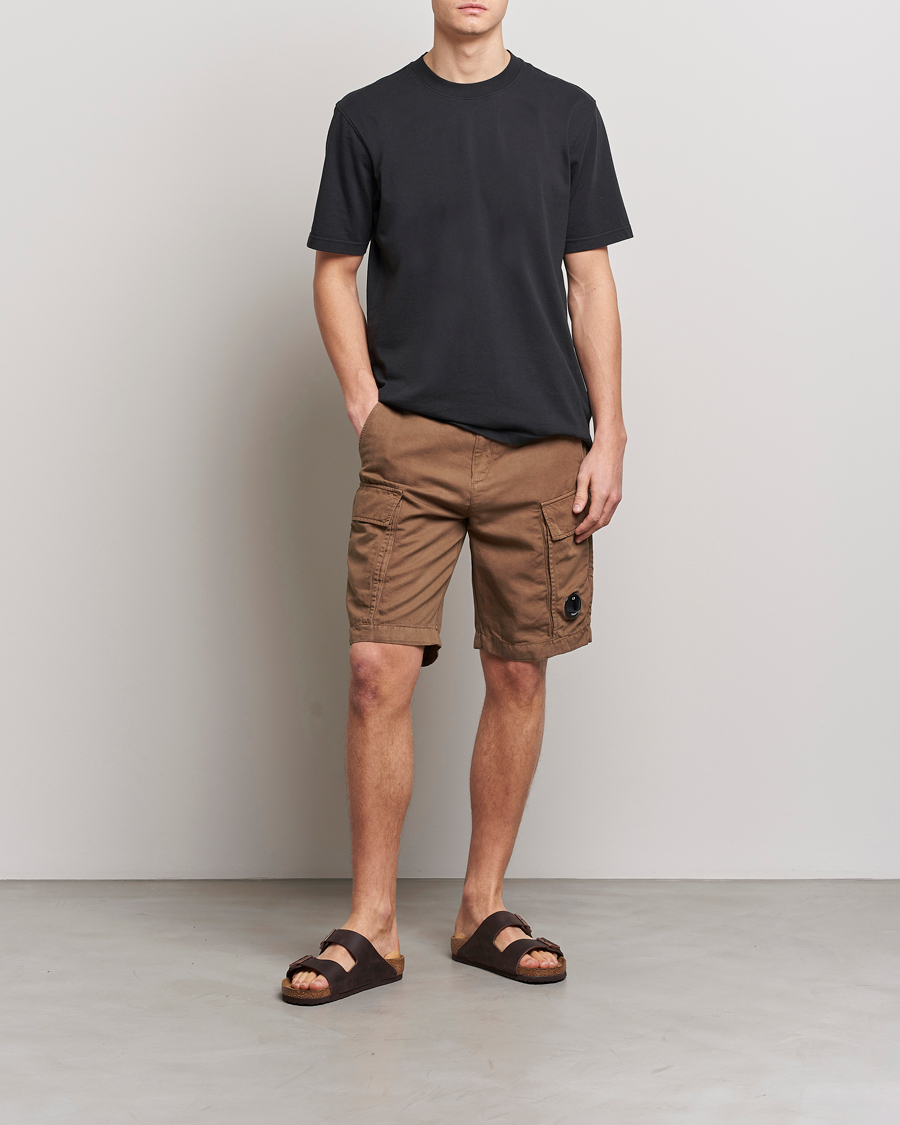 Mies | Shortsit | C.P. Company | Cotton/Linen Cargo Shorts Taupe