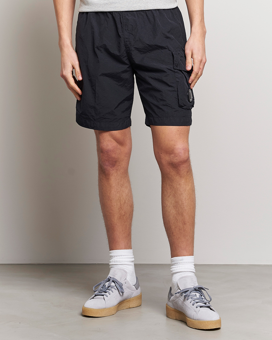 Mies | Cargo-shortsit | C.P. Company | Flatt Nylon Garment Dyed Shorts Black