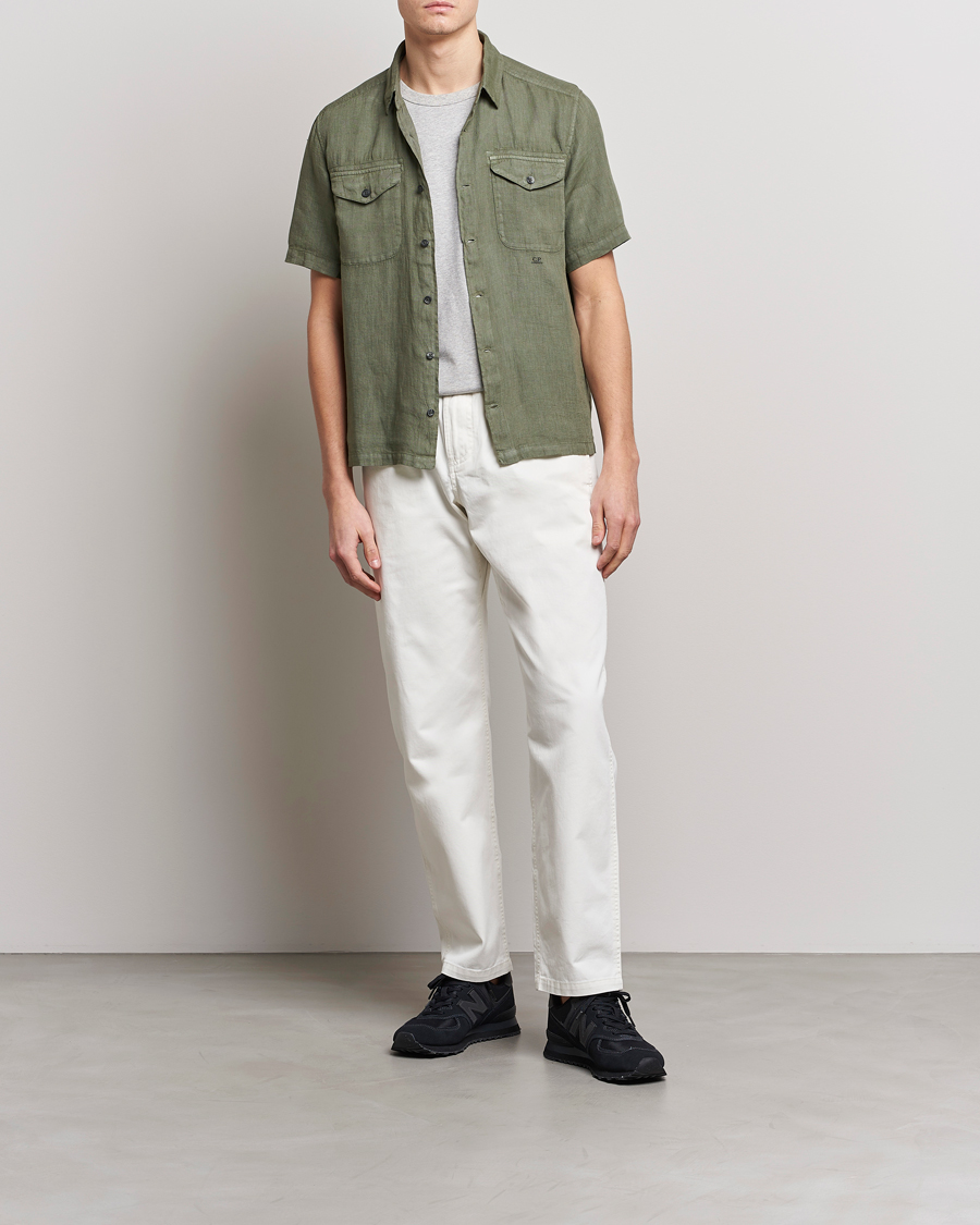 Mies | Kauluspaidat | C.P. Company | Short Sleeve Pocket Linen Shirt Olive