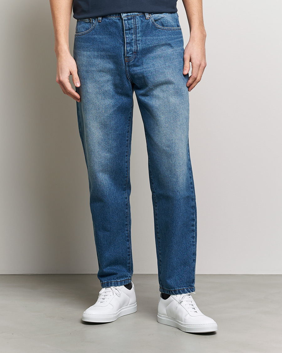 Mies | AMI | AMI | Tapered Jeans Used Blue Wash