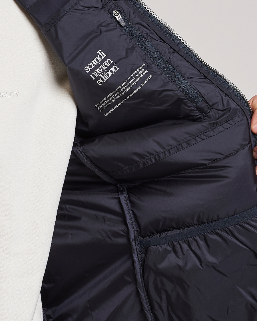 Mies | Ulkoliivit | Scandinavian Edition | Ratio Lightweight Padded Vest Midnight Blue