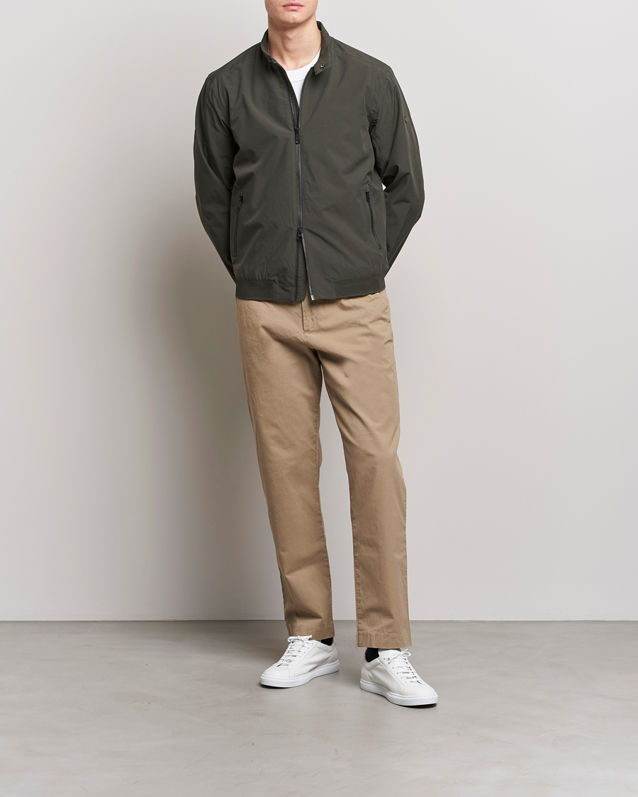 Mies | Takit | Scandinavian Edition | Plain Waterproof Jacket Dark Olive