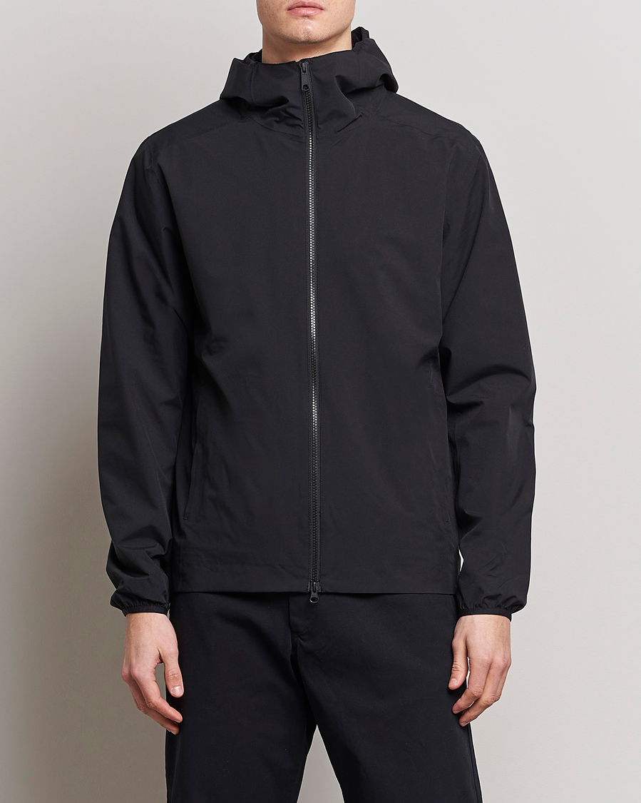 Mies | New Nordics | Scandinavian Edition | Hood Waterproof Jacket Onyx