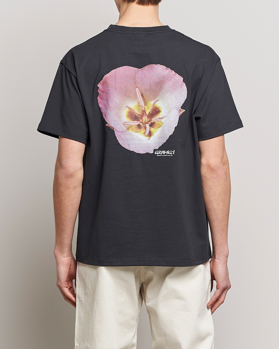 Mies | T-paidat | Gramicci | Organic Cotton Flower T-Shirt Vintage Black